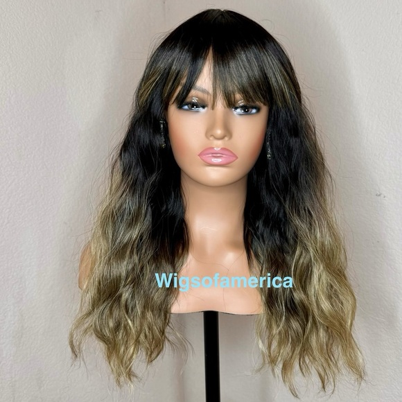 Bob wig with bangs 18 inches long Heat ok ash green ombre black - Picture 4 of 9